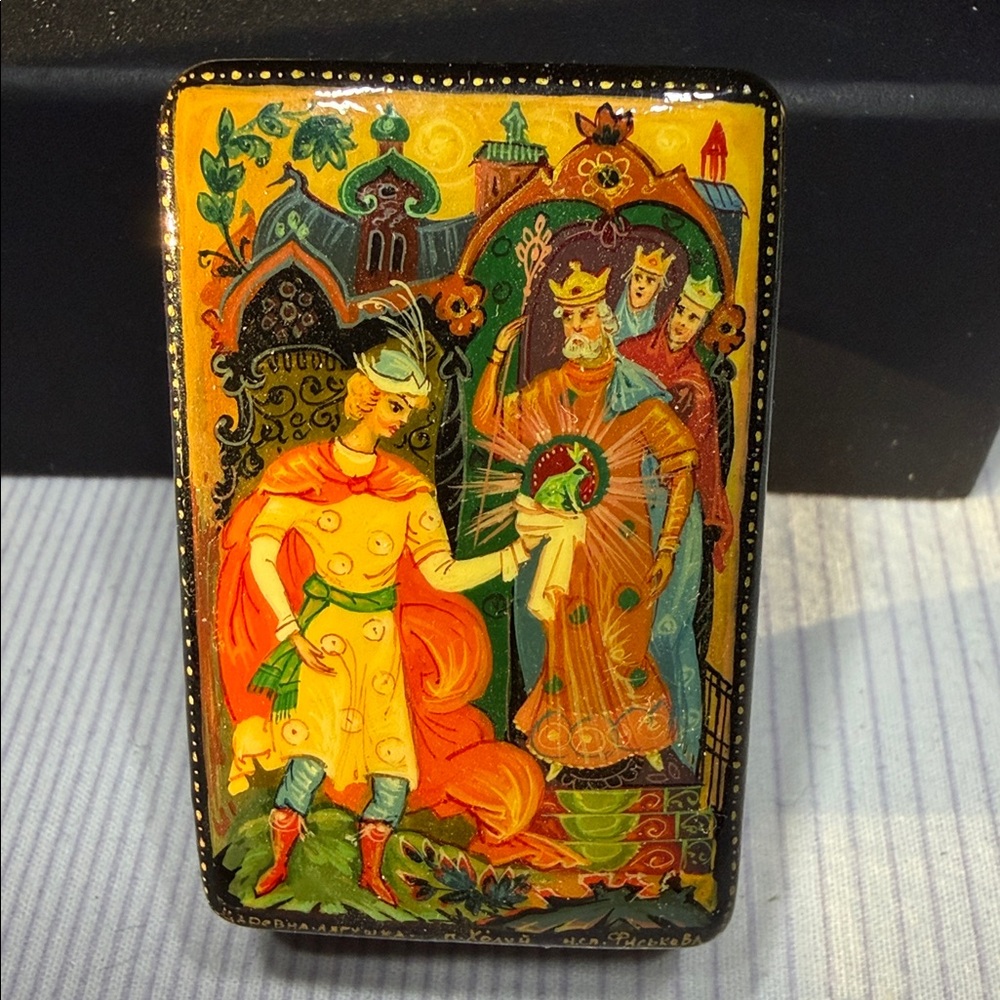 KHOLUI mini Russian lacquer trinket box “Return of Ivanushka ” 🐈⬛